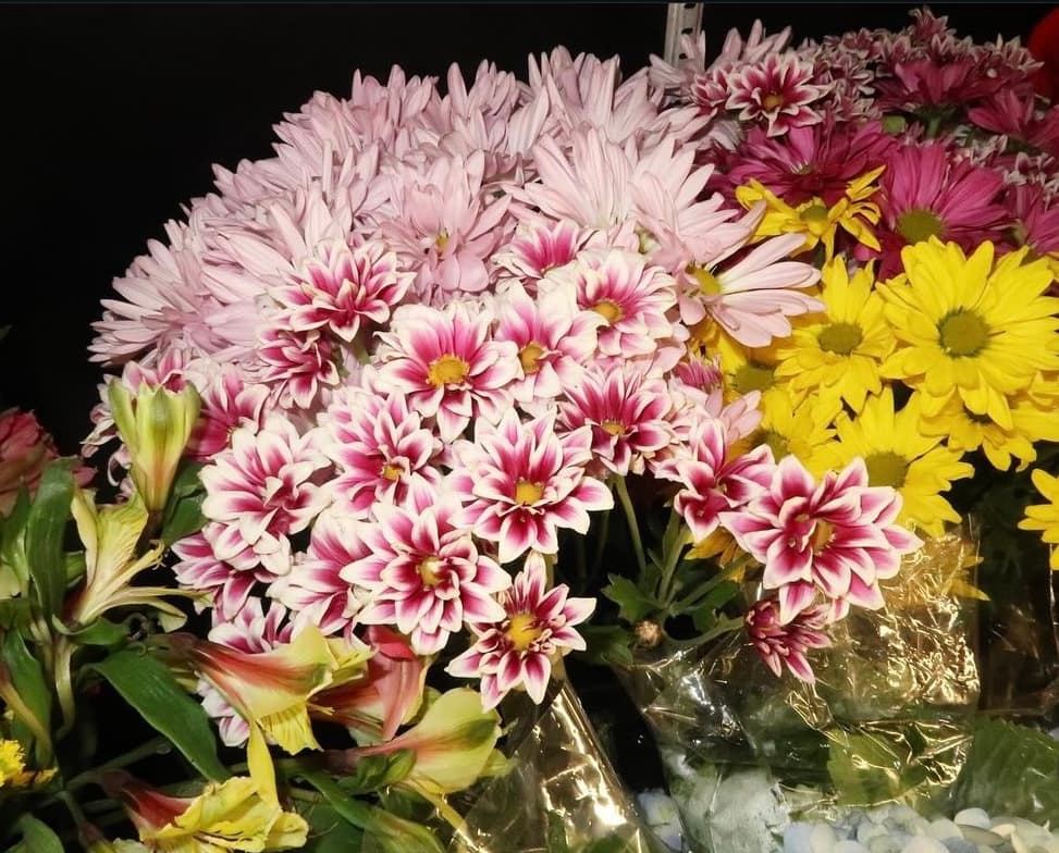 Detas Heavenly Florist - Image 1