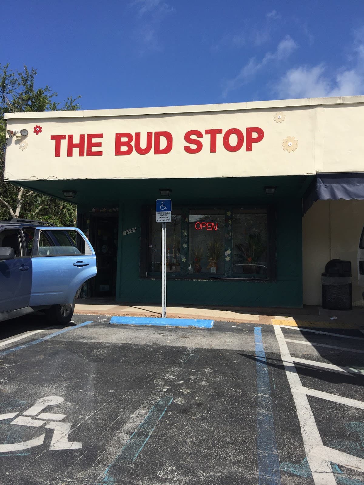 Bud Stop Florist - Image 1