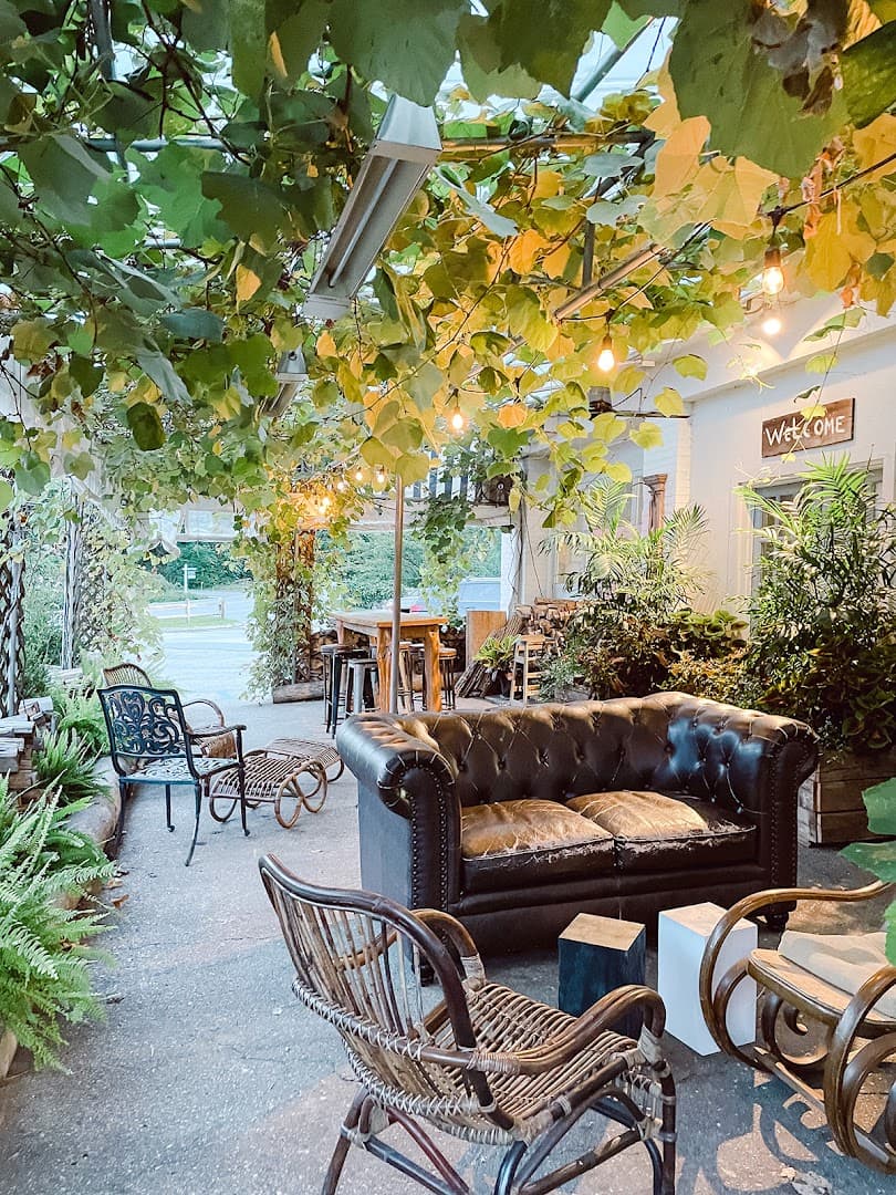 Hayfields Cafe & Florist - Image 1