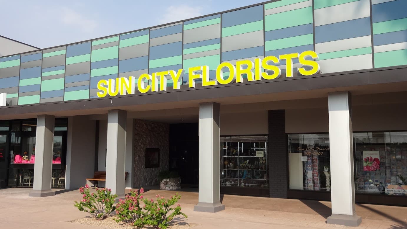 Sun City Florists, Cards and Gifts - Image 1