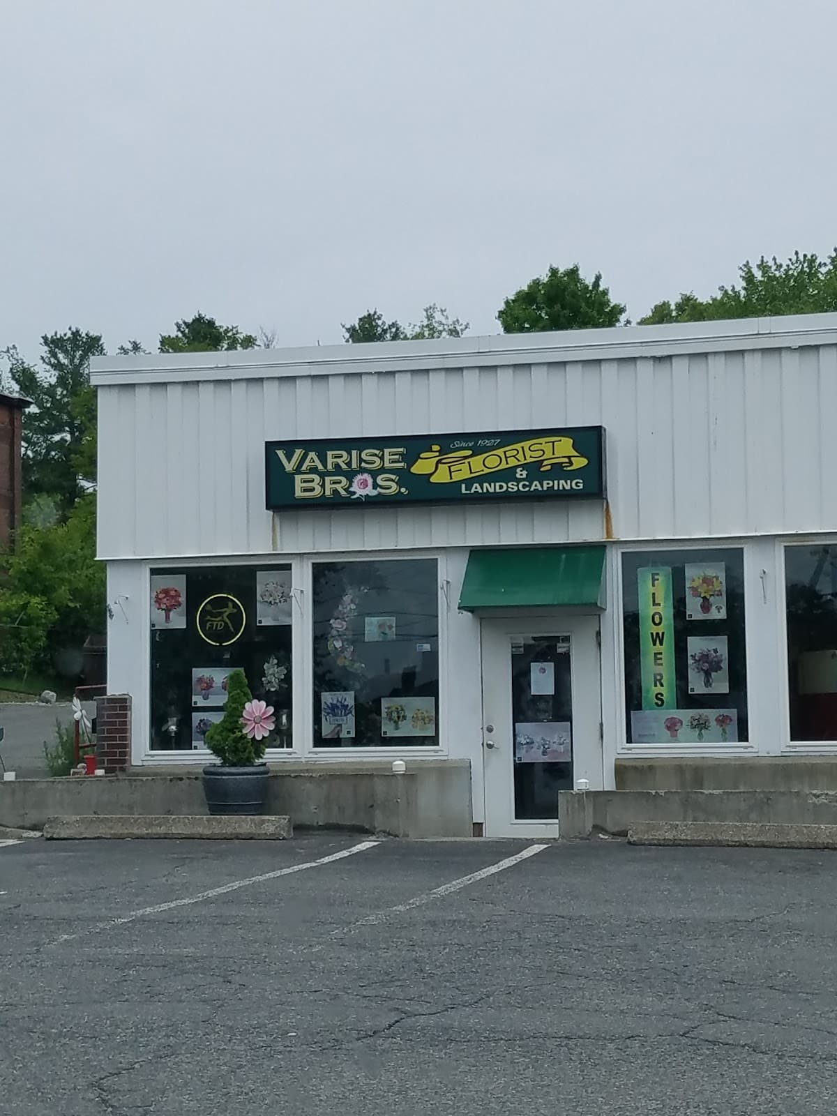 Varise Bros. Florist - Image 1