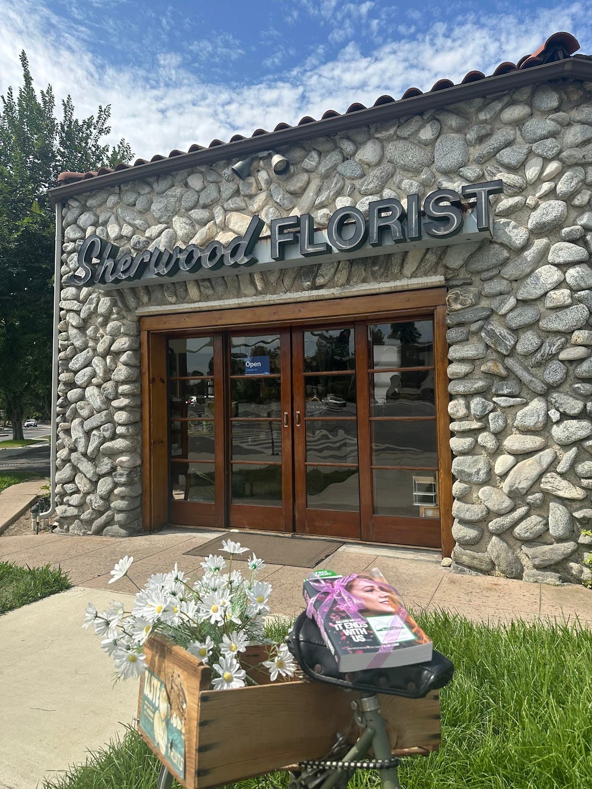 Sherwood Florist - Image 1