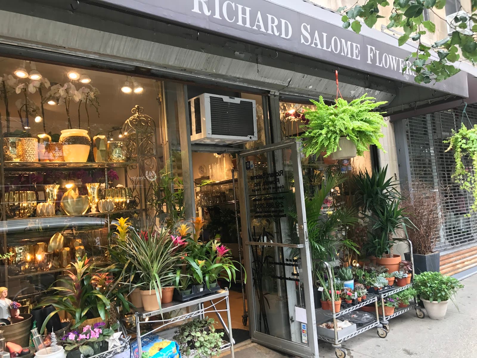 Richard Salome Flowers, Inc. - Image 1