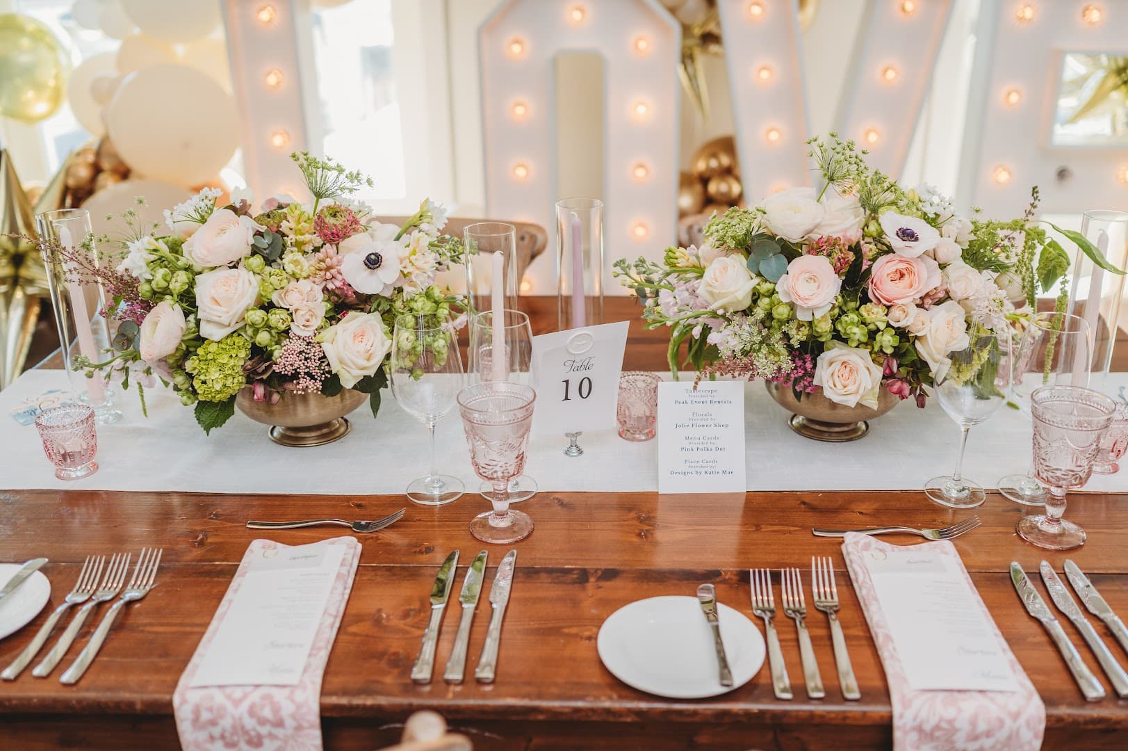 Jolie Flower Shop - Image 1