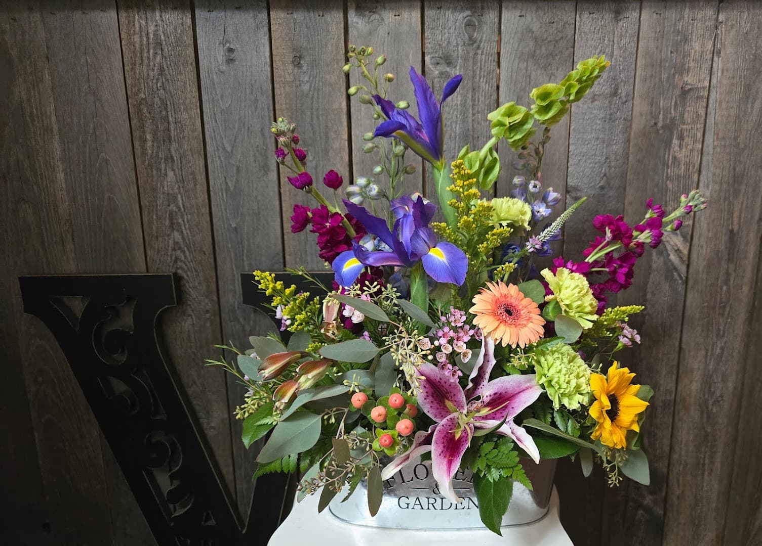 Victoria's Floral - Image 1