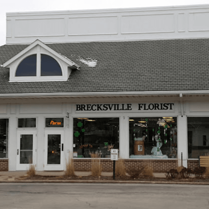 Brecksville Florist, Gifts, & Flower Delivery - Image 1