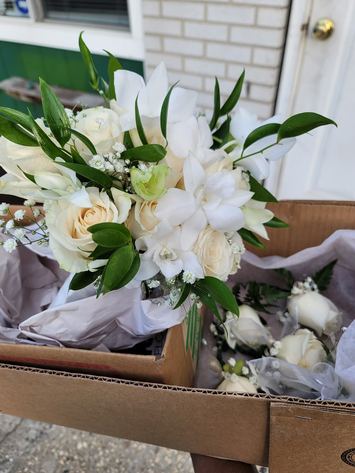 Valley Florist & Gifts - Image 1