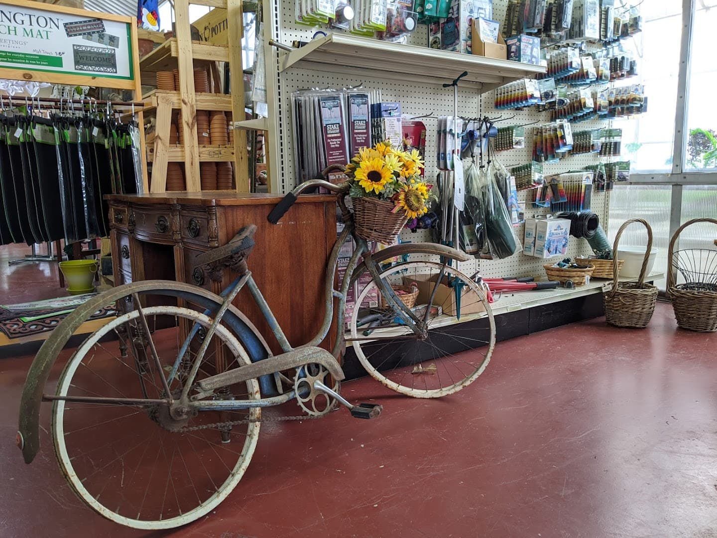 Marsha's Floral - Image 1