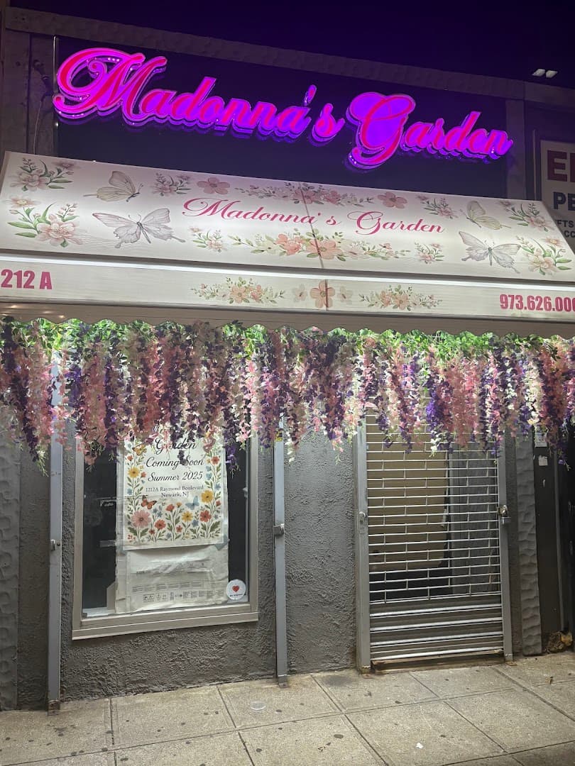 Madonna’s Garden Florist - Image 1