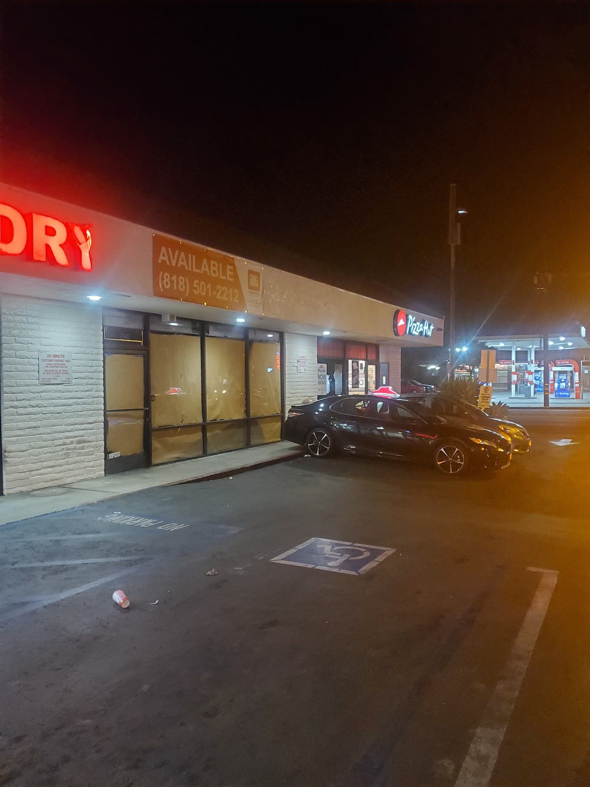 Exquisite Flower Shop - Image 1