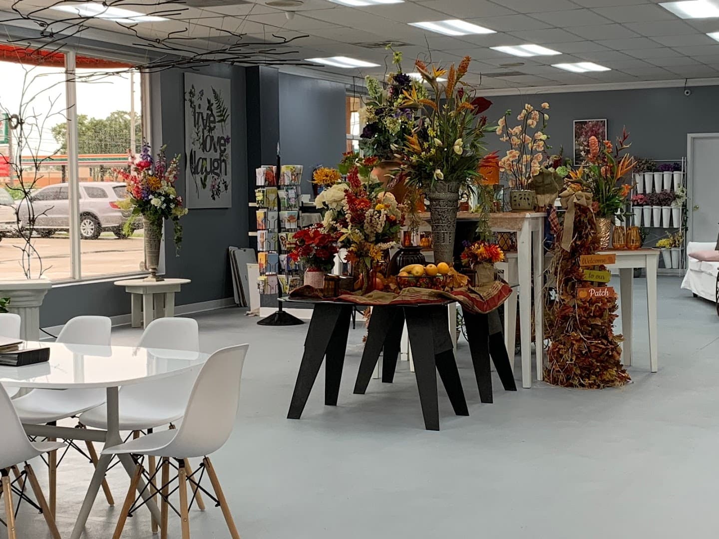 Harry's Famous Flowers - Image 1