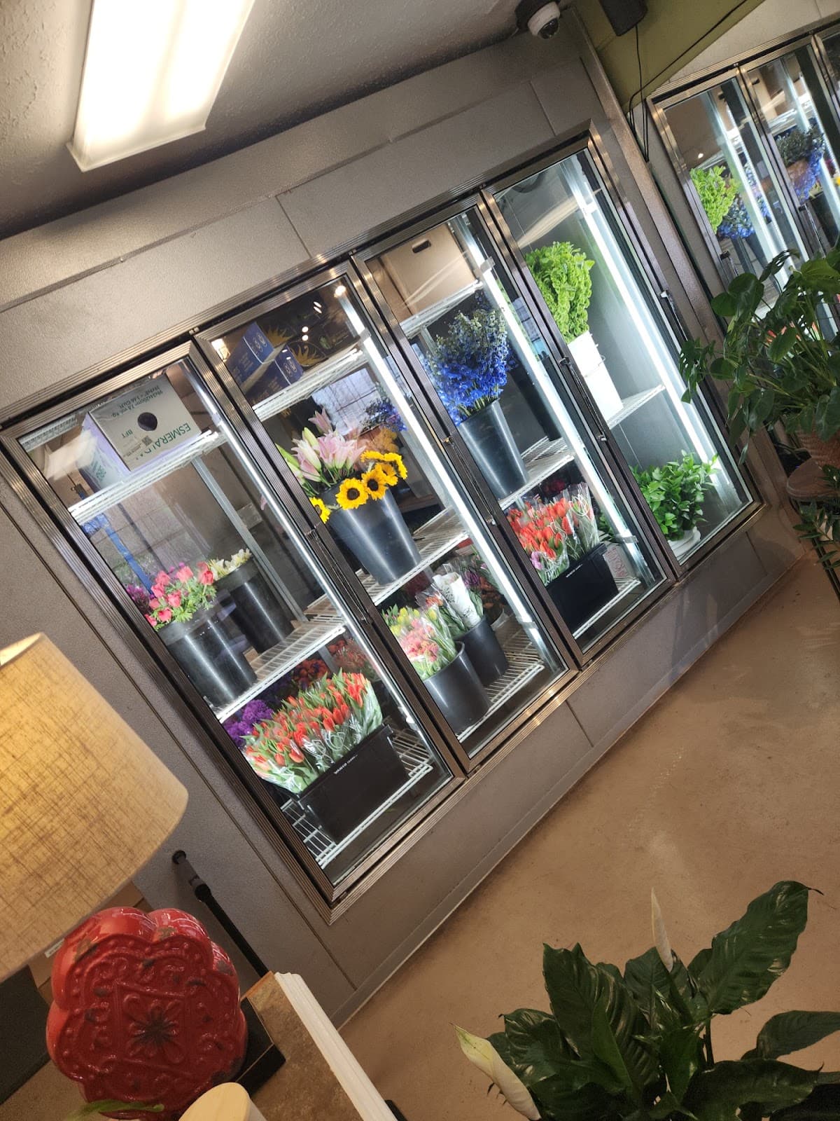 Log House Florist - Image 1