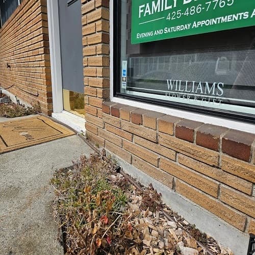 Williams Flower & Gift - Bothell Florist - Image 1