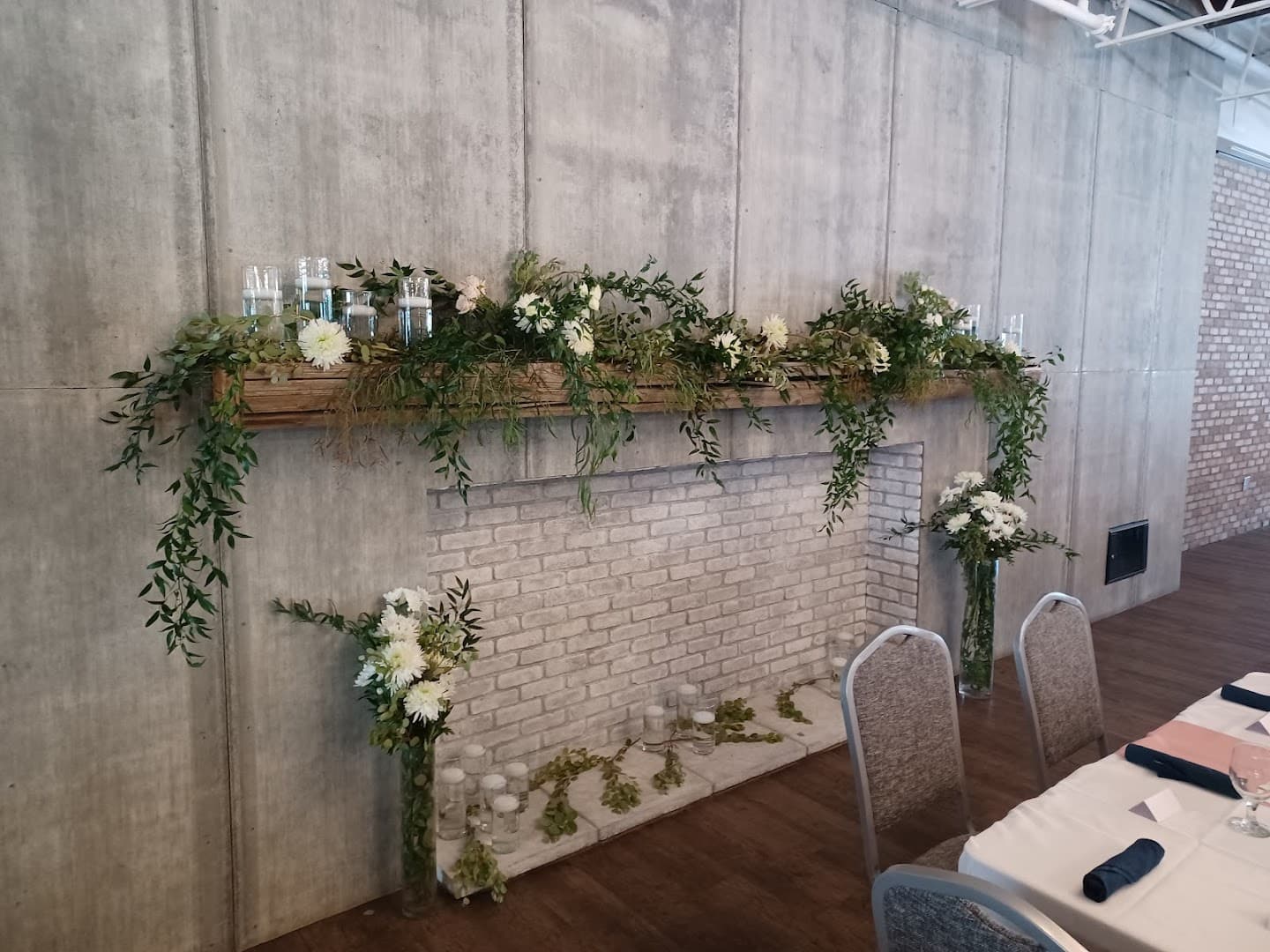 Green Thumb Flowers - Image 1