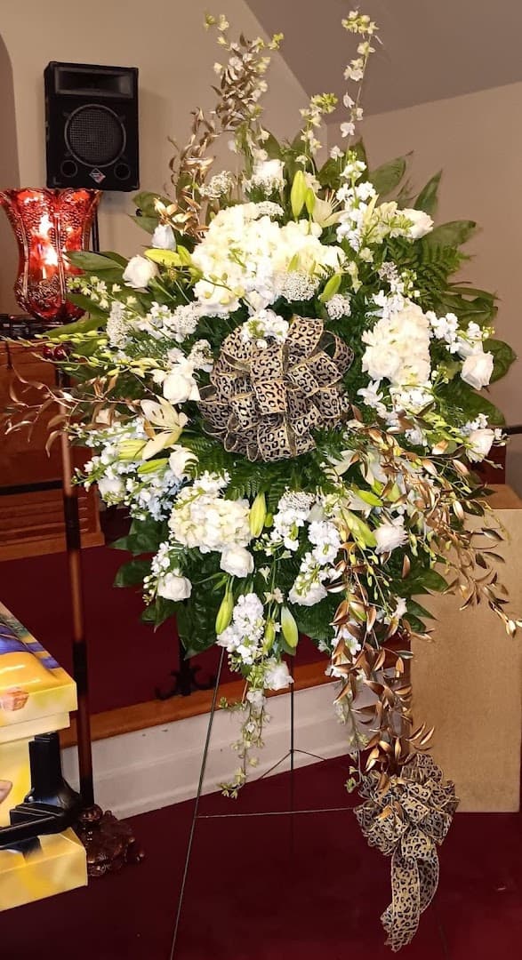 Sandy's Flowers - Image 1