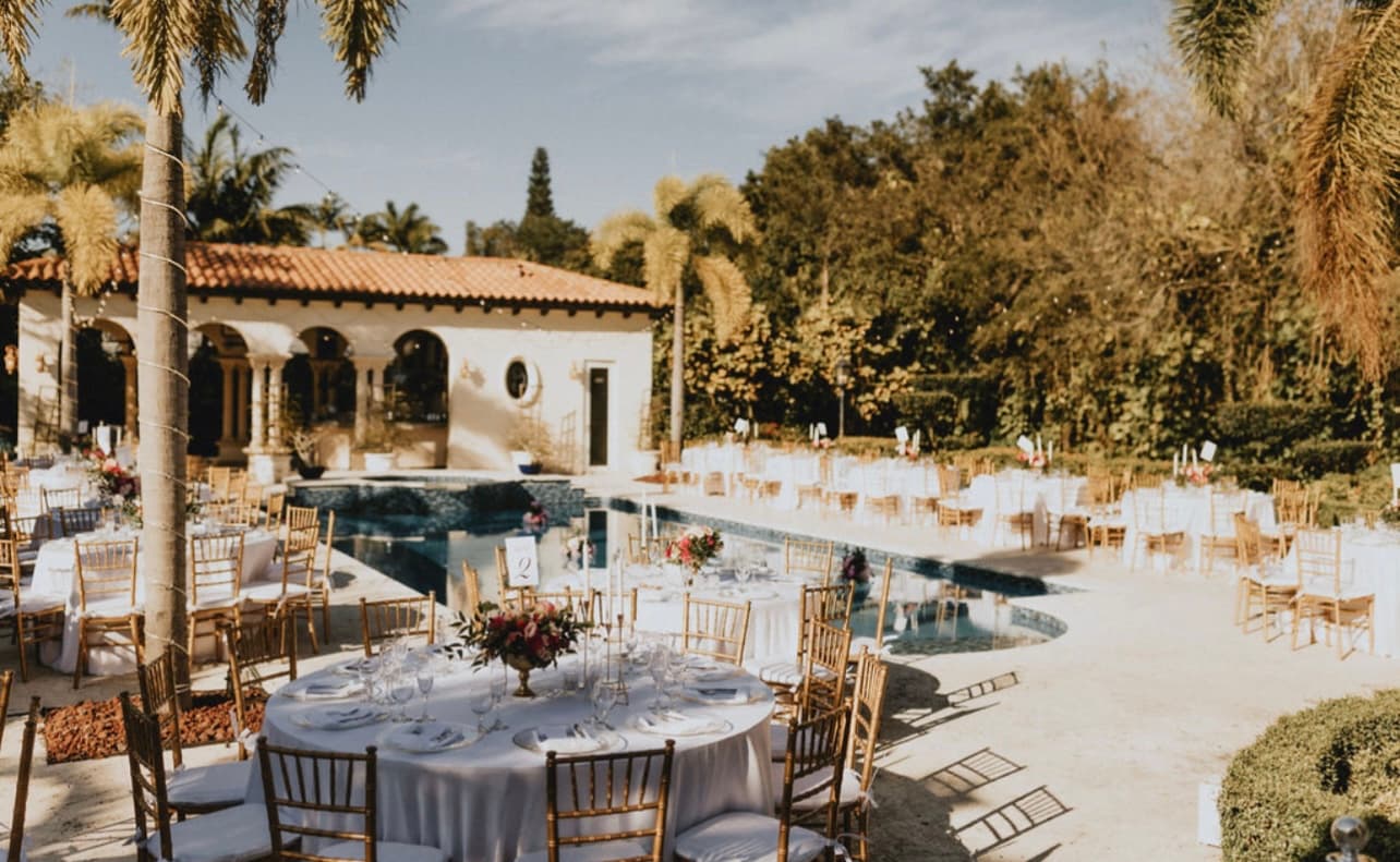 Bee Kind Florals LLC - Image 1