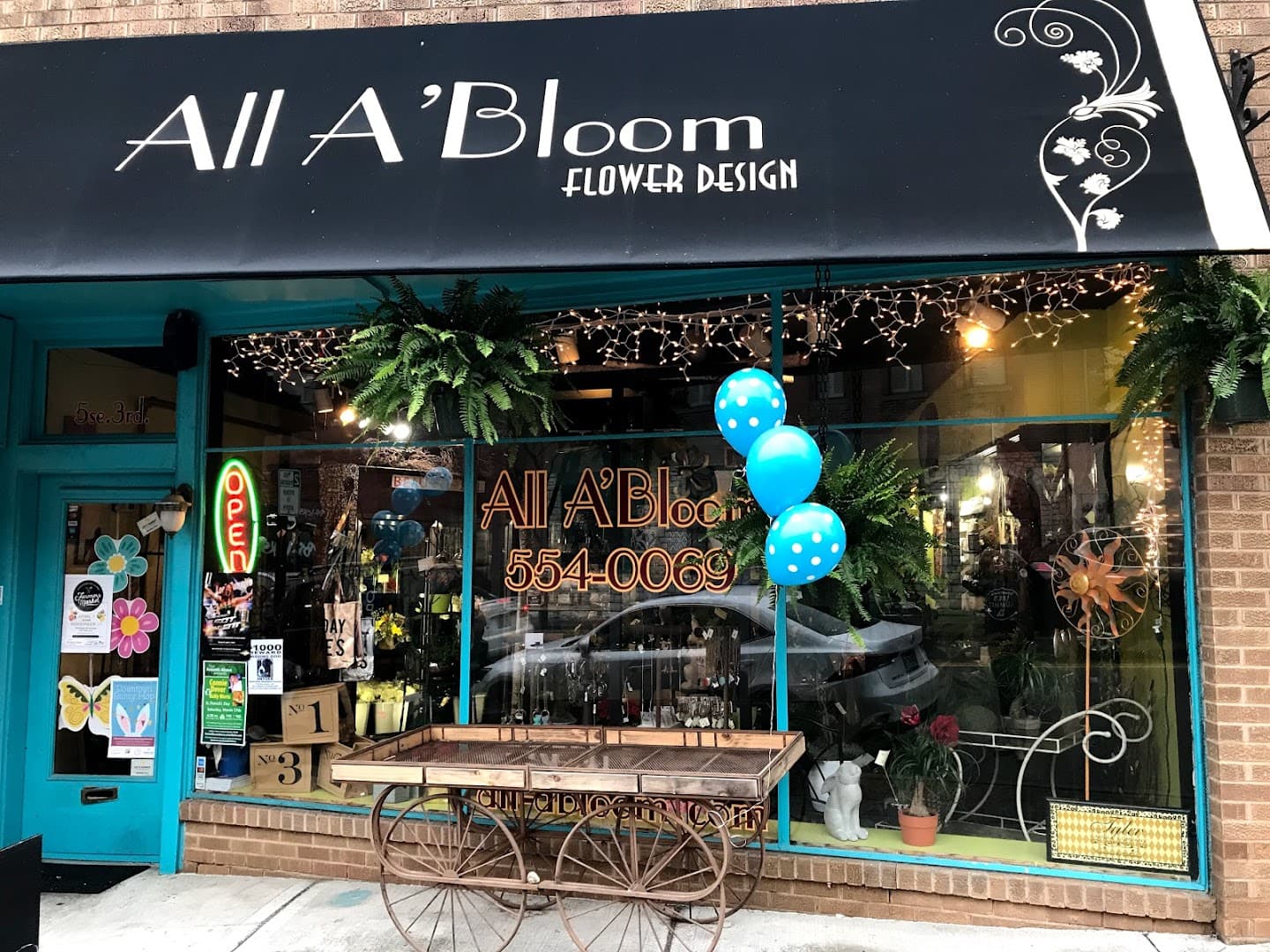All A' Bloom Flowers & Gifts - Image 1
