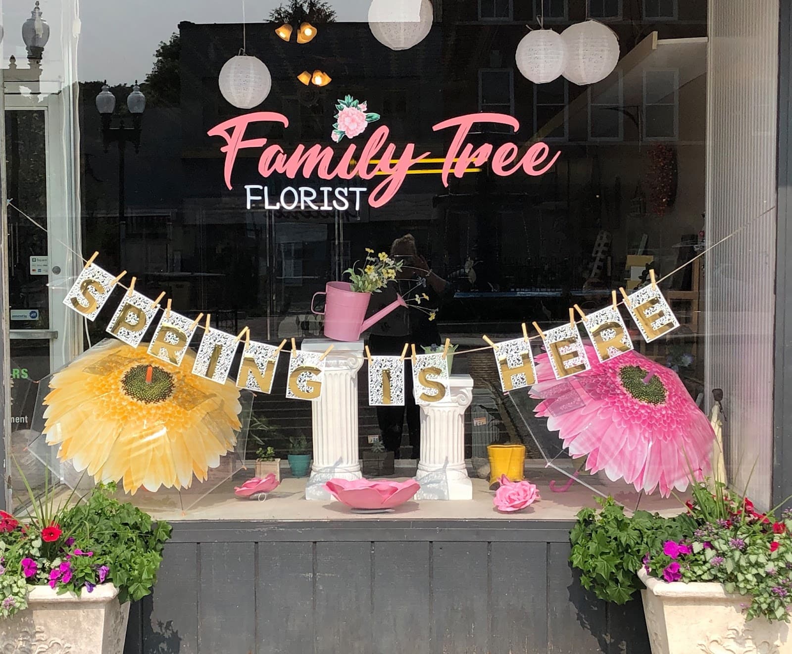 Family Tree Florist - Image 1