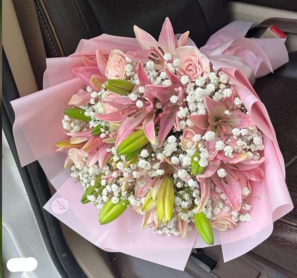 Anita’s Flowers shop - Image 1