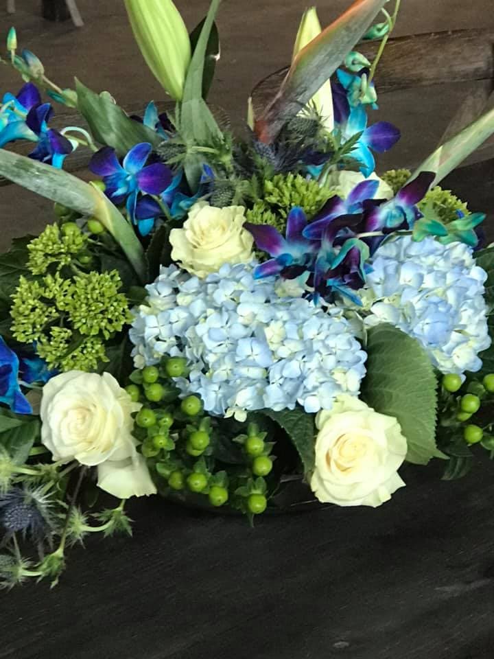 DeVale's Floral Design - Image 1