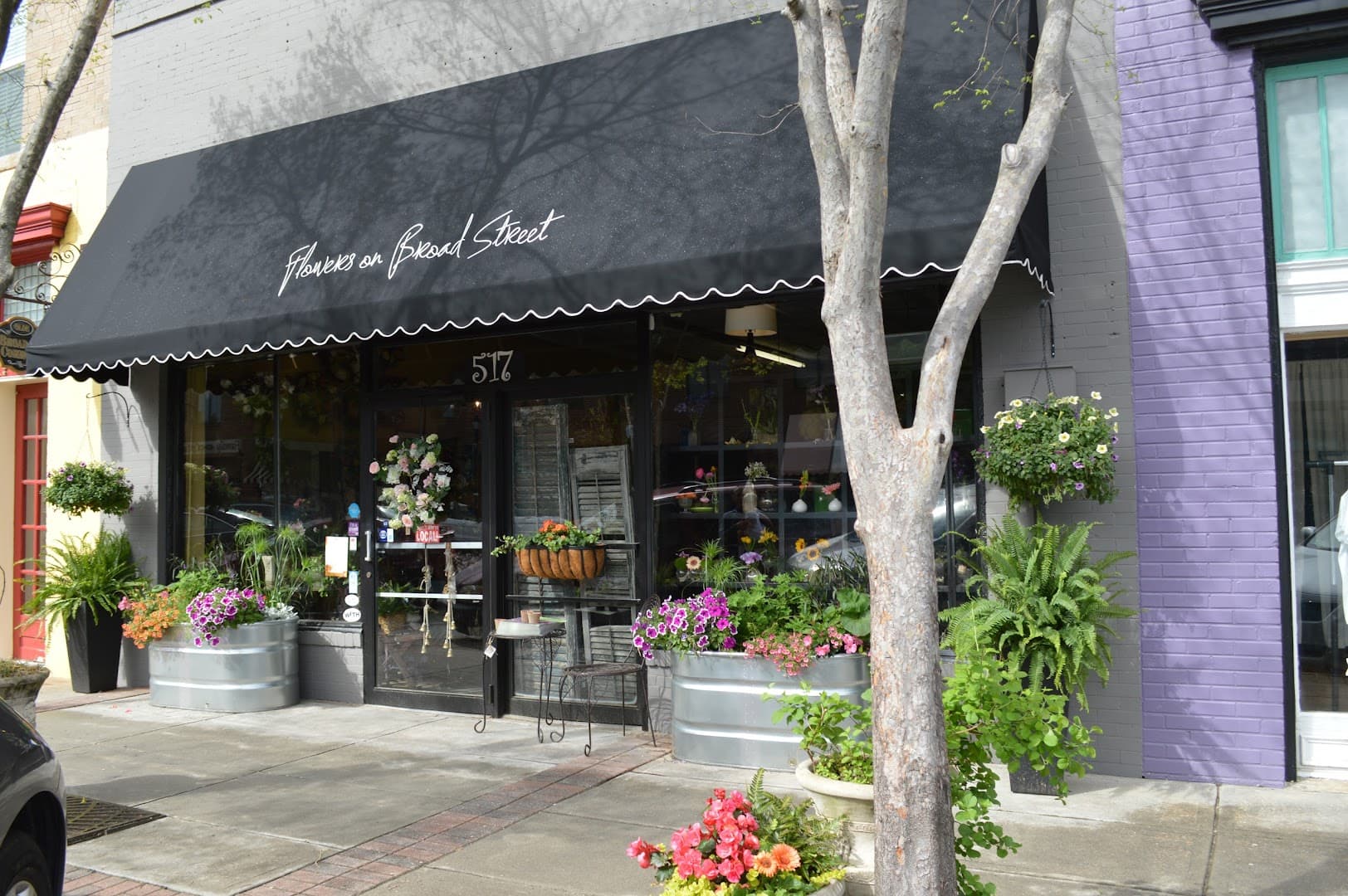 Flowers On Broad Street - Image 1