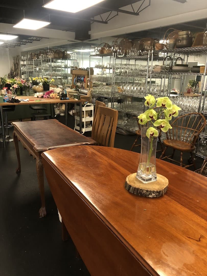 New Canaan Florist - Image 1