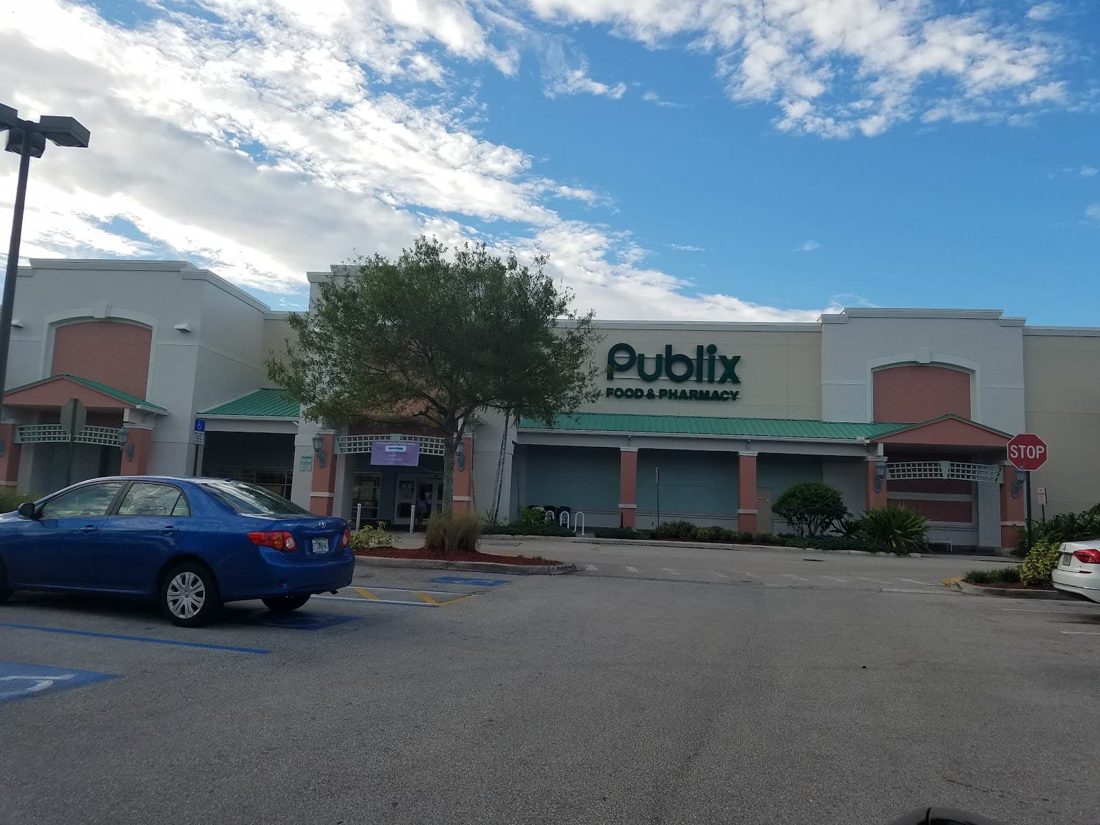 Publix Super Market at Palm Beach Plaza - Image 1