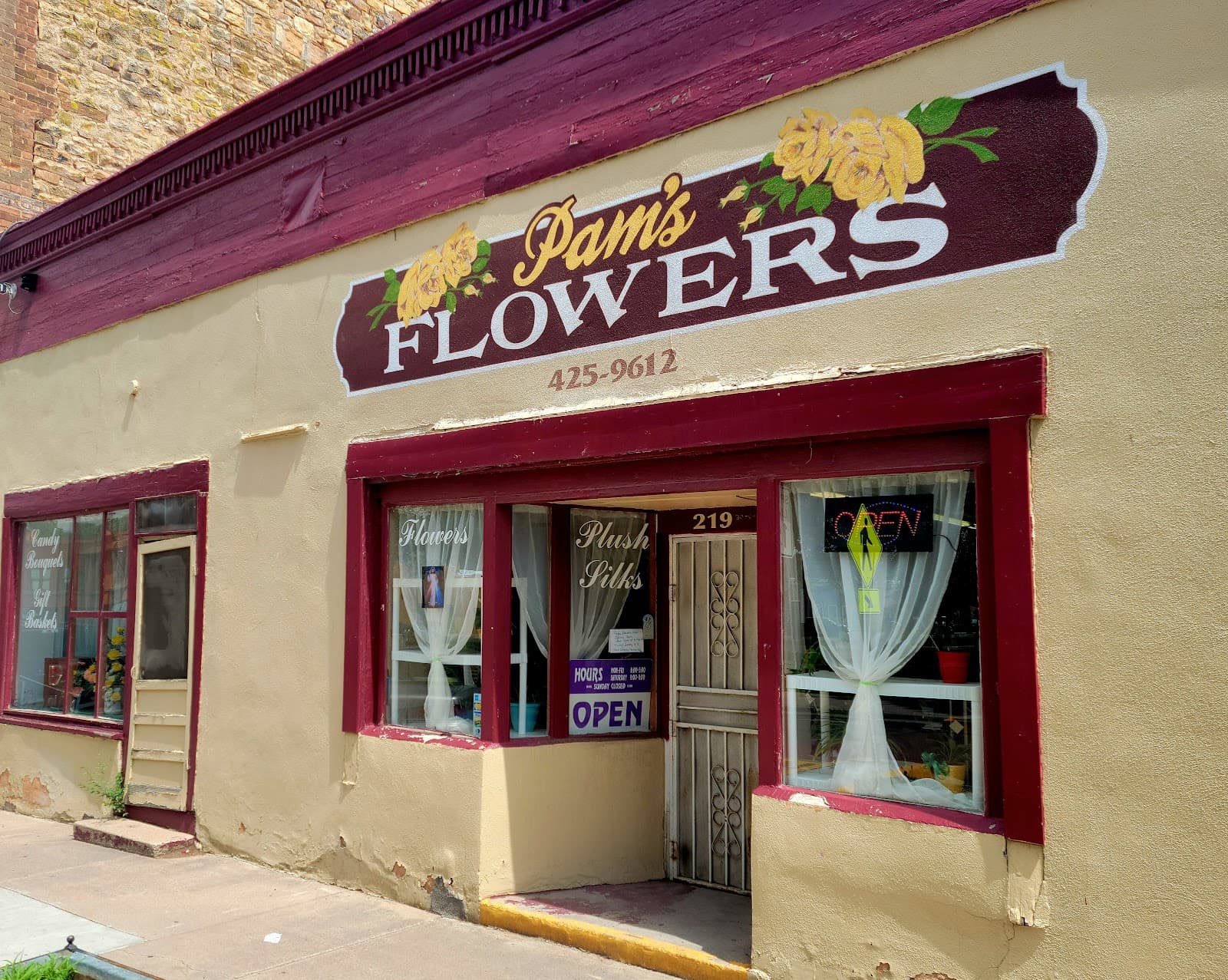 Pam's Flowers - Image 1