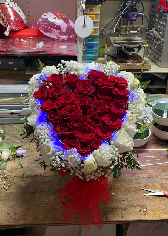 LB Flowers & Gifts - Image 1