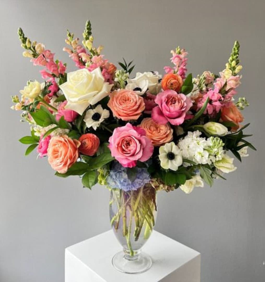Brickell Ave Florist - Image 1