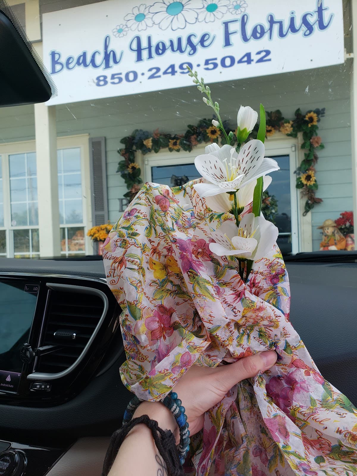 Beach House Florist - Image 1