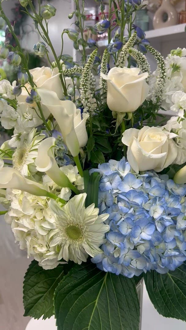 Miami Flowers Design - Image 1