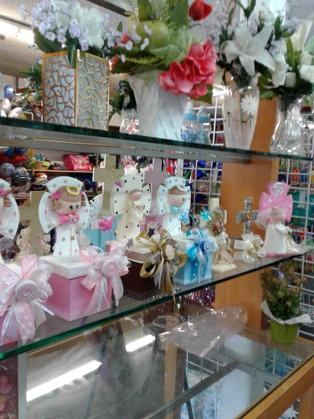 H.F.S General Discount & Florist - Image 1