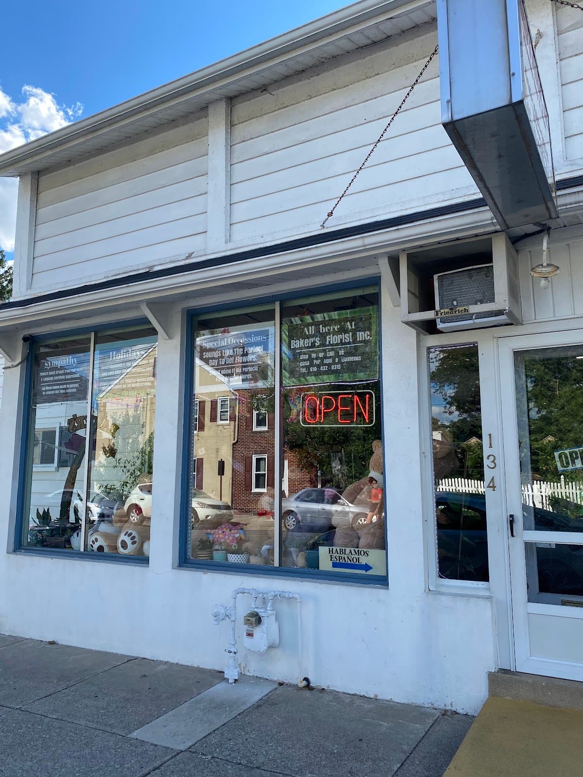 Baker Florist - Image 1