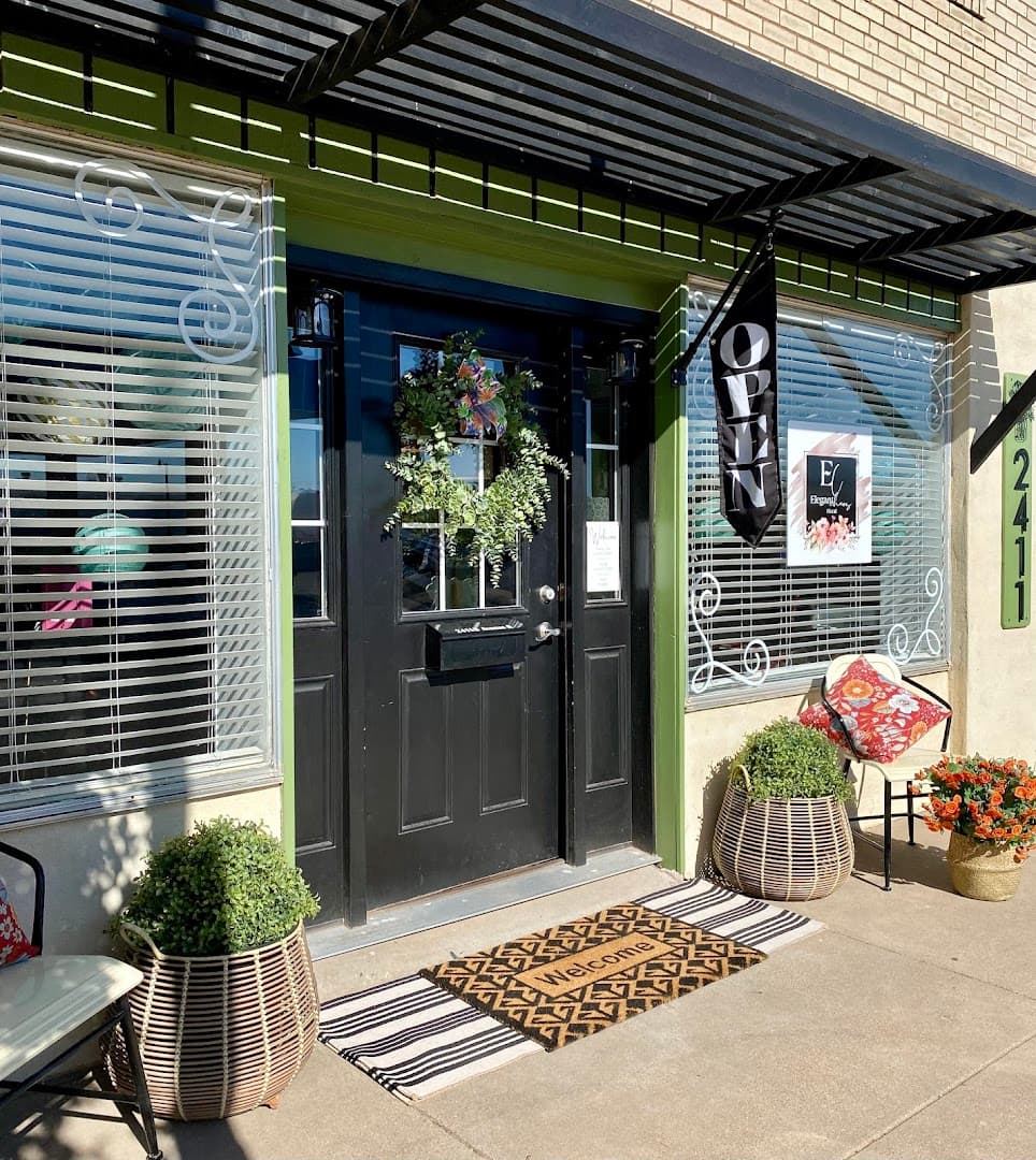 Elegant Chaos - Image 1