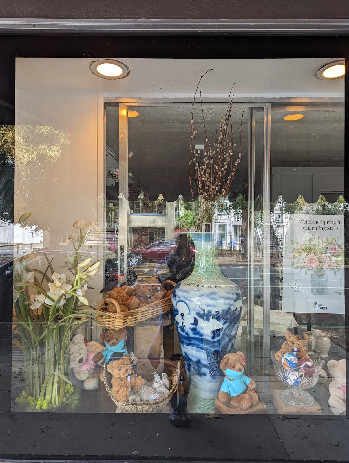 Royal Louis Florist - Image 1