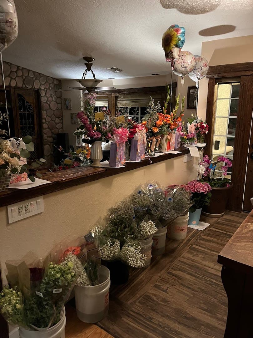 Rachelle-Pahrump Local Since 1994. Pahrump Florist & Events Co. Same Day Flower Delivery ♥ - Image 1