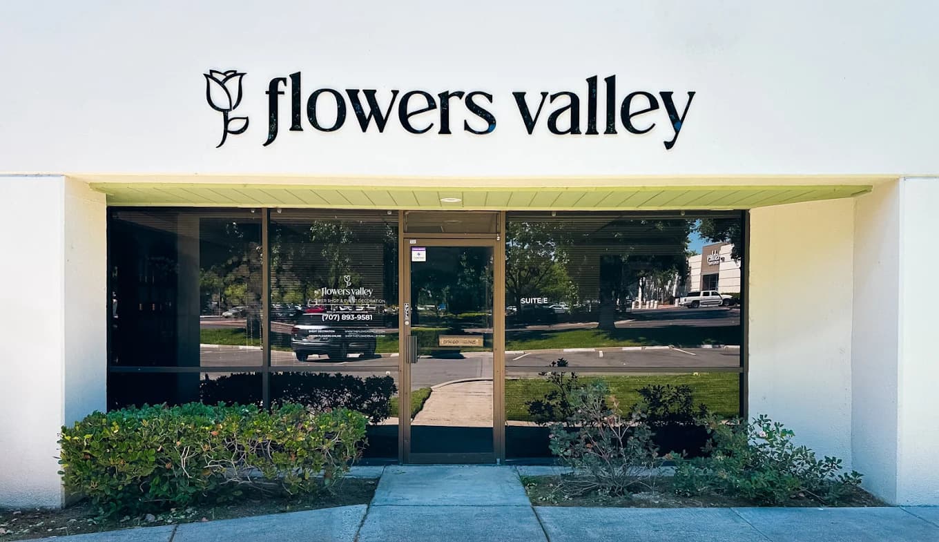 Flowers Valley - Image 1