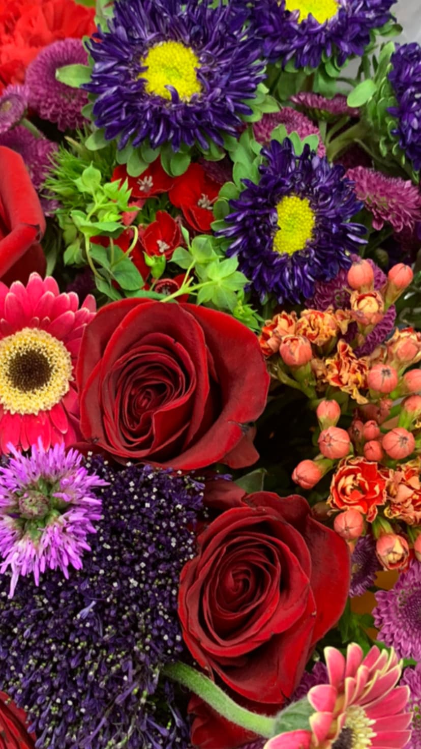 Spring Garden Flowers - Image 1