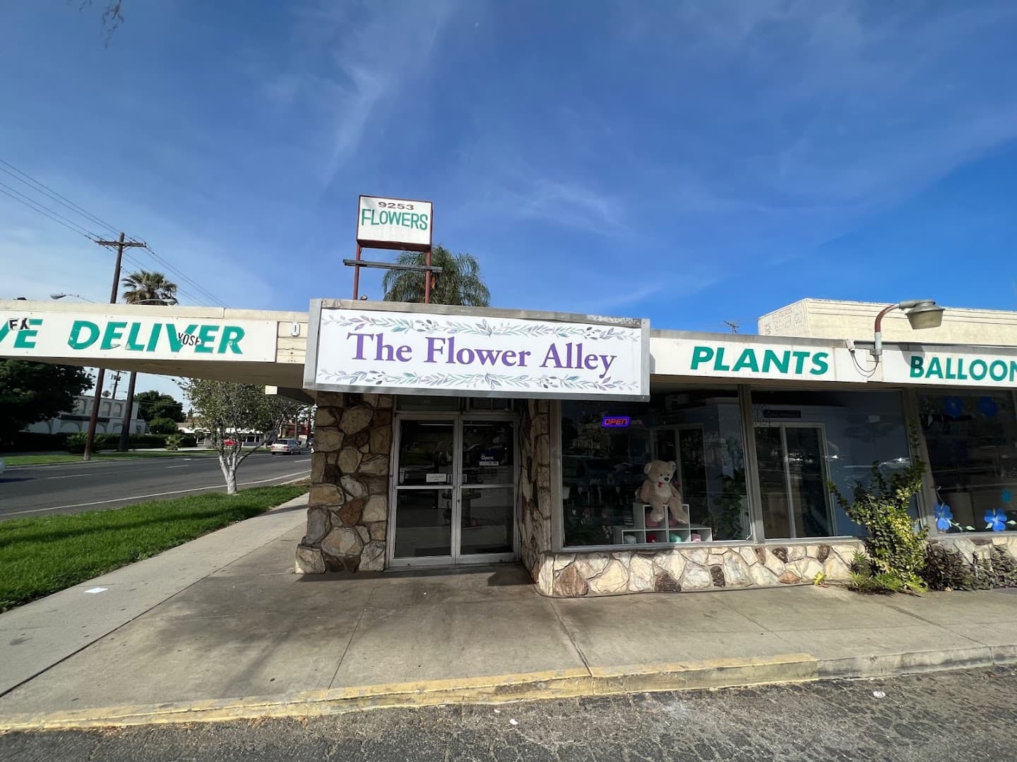 The Flower Alley - Image 1
