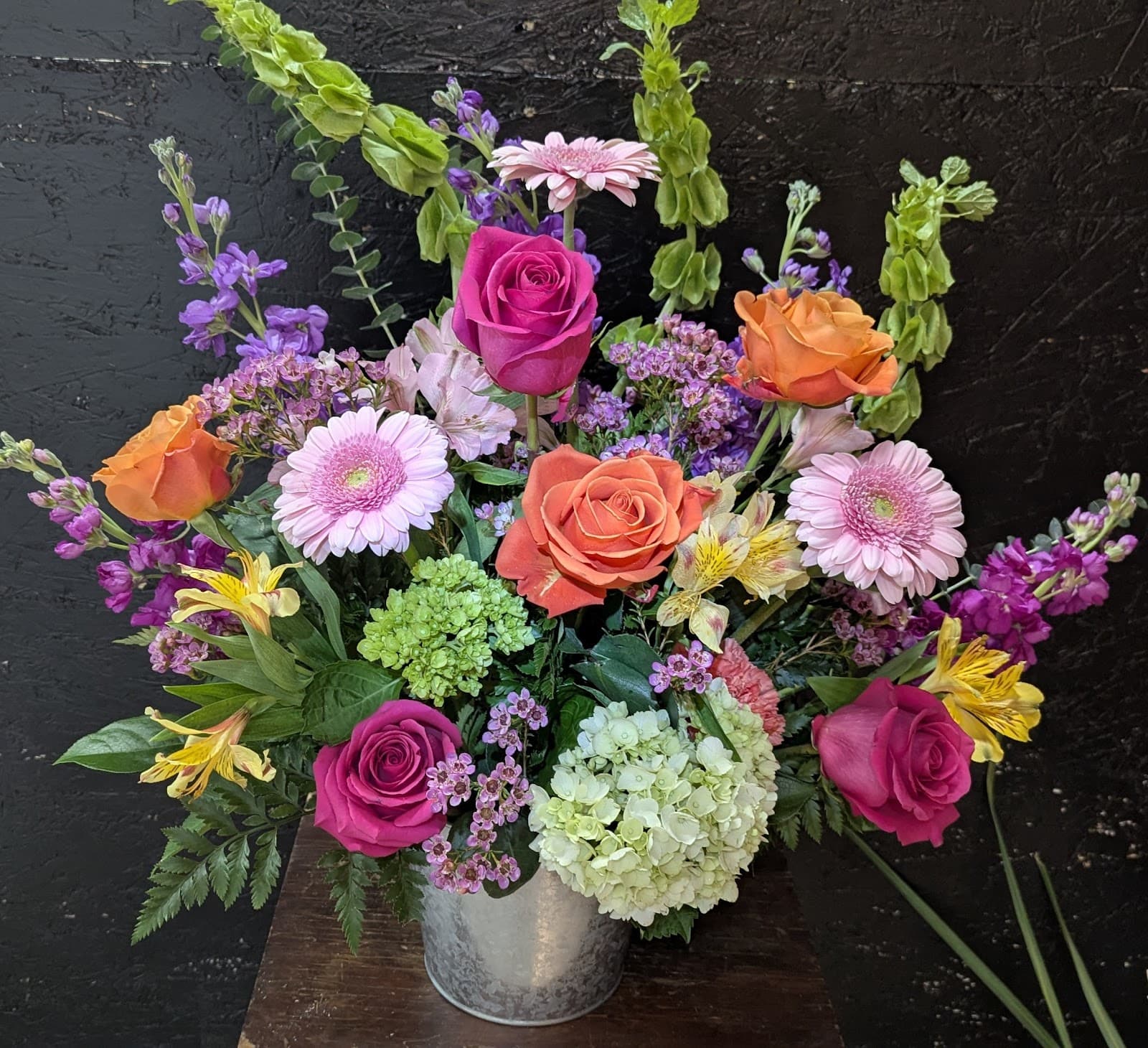 Paradise Flowers of Livingston - Image 1