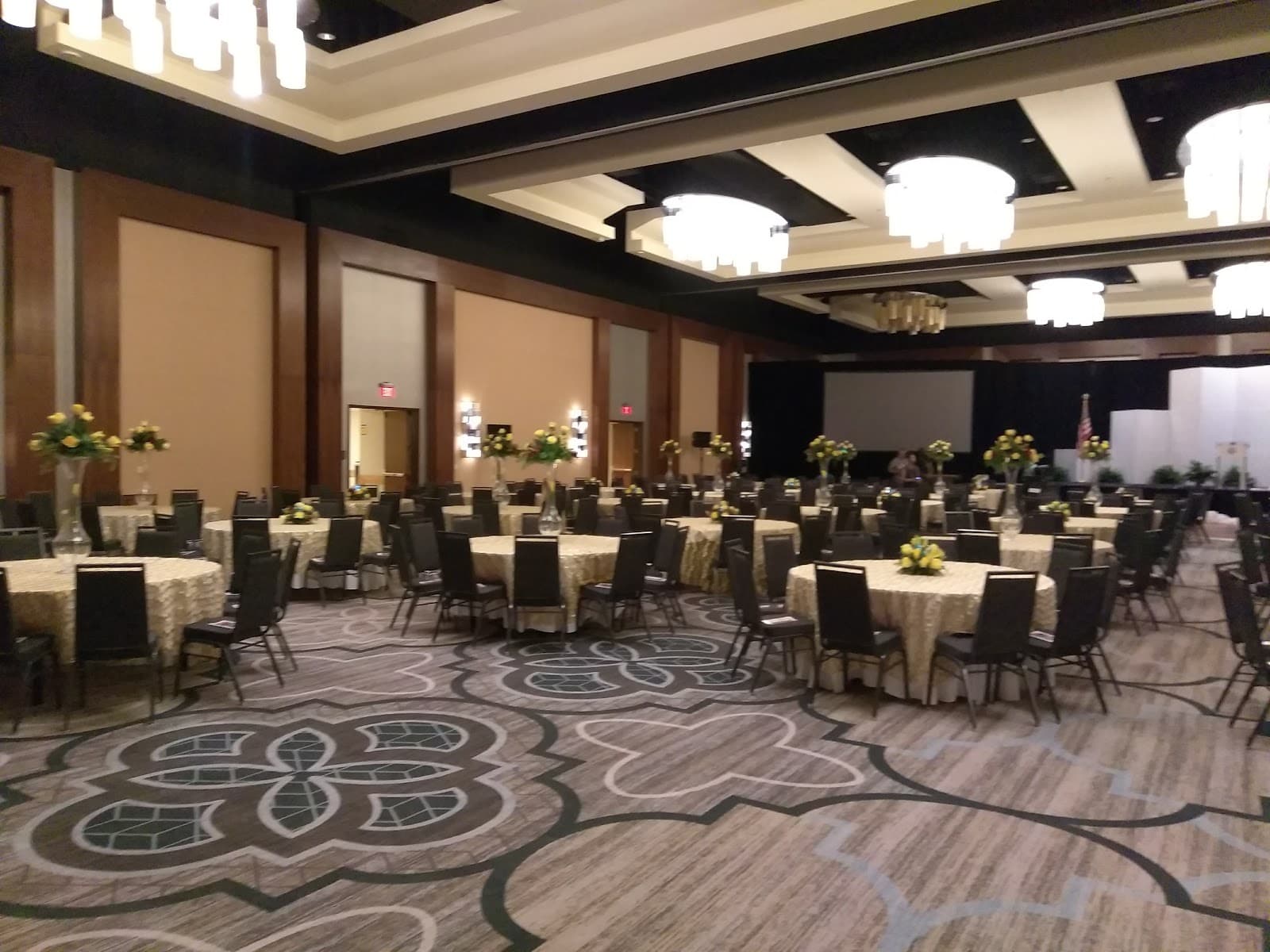 A Dreamweaver Florist & Special Events - Image 1