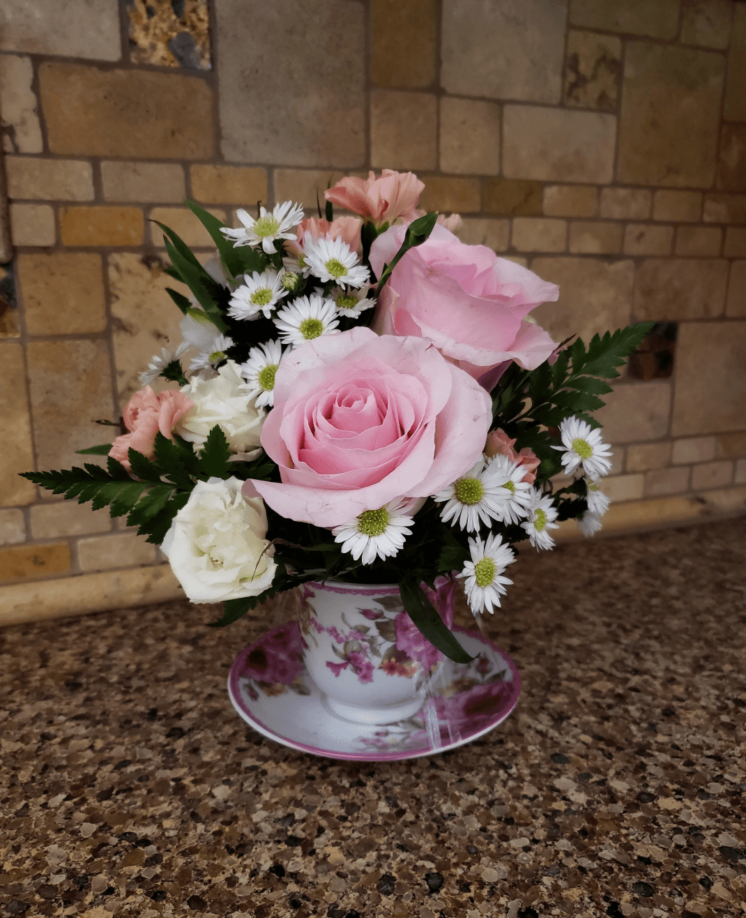 Paula's Family Florist/ Cottage Floral & Gifts - Image 1