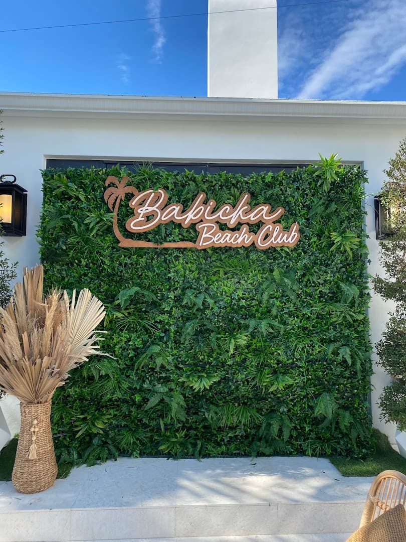 The Flower Wall Co. Miami - Image 1