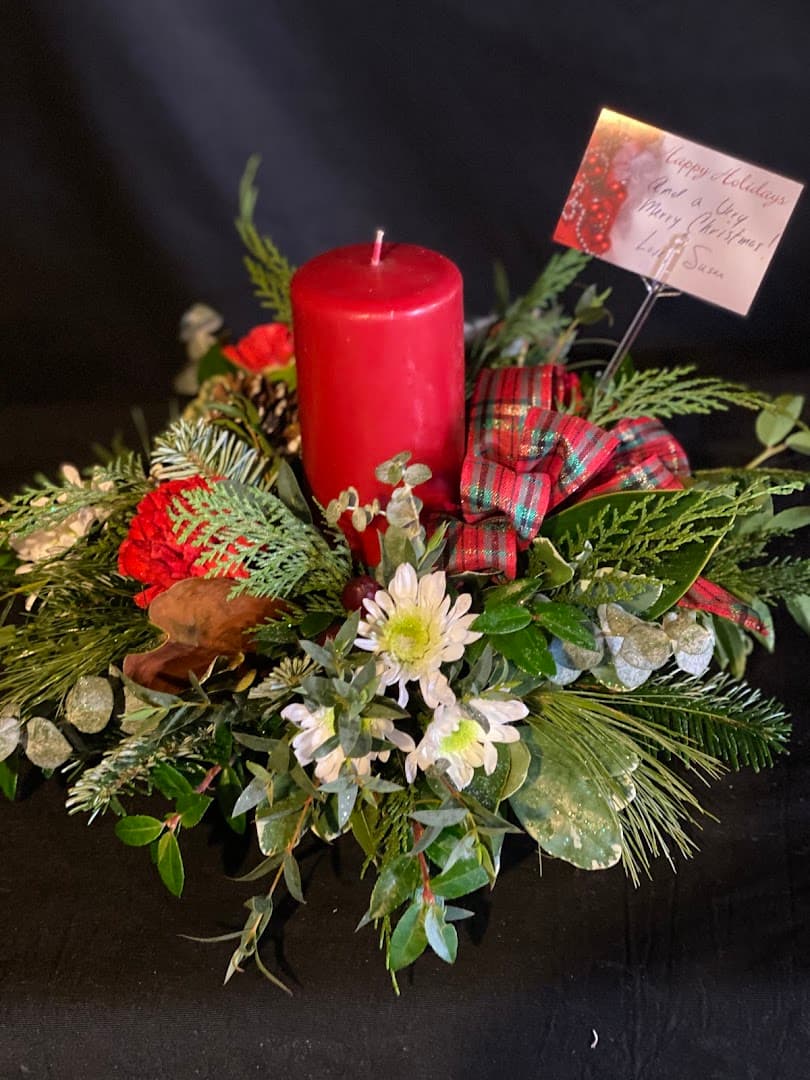 Jackie's Flowers & Fronds - Image 1