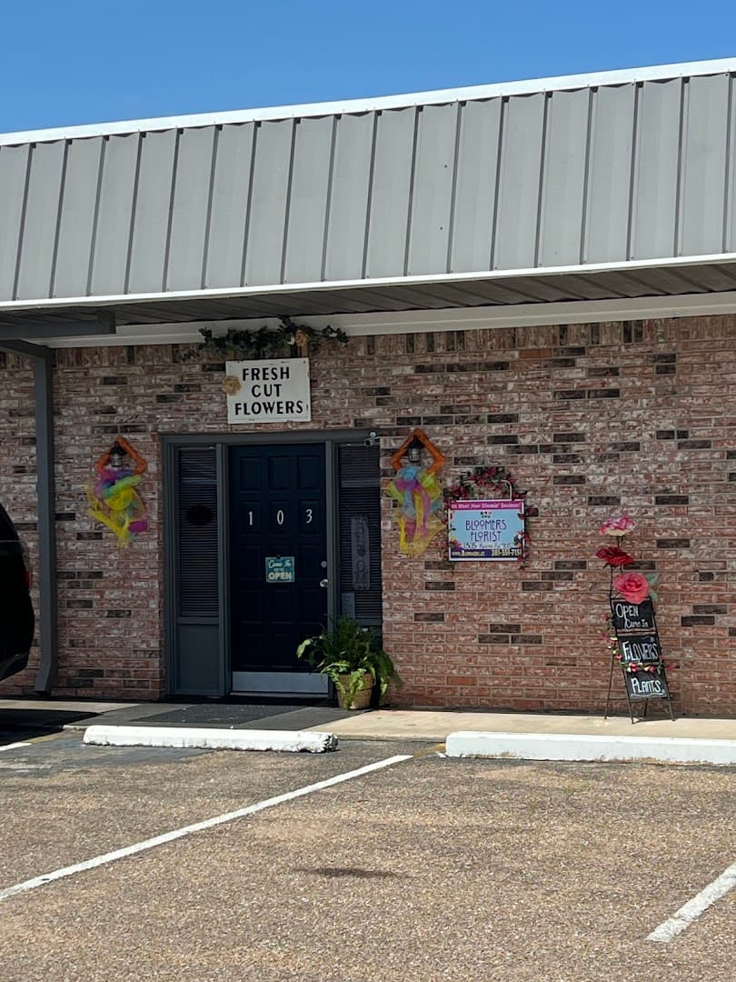 Bloomers Florist - Image 1