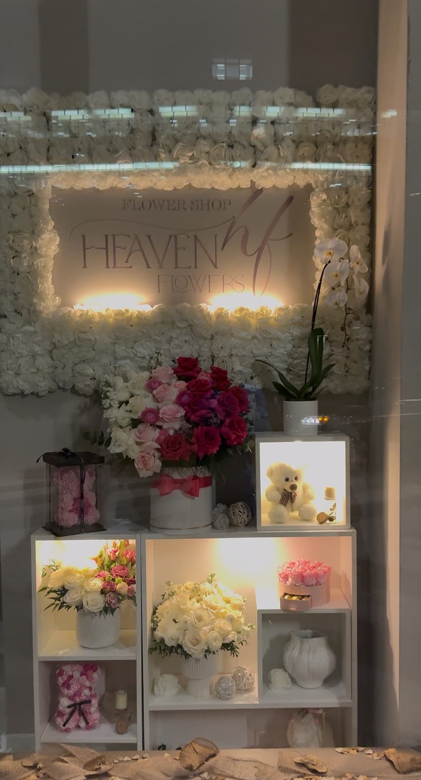 Heaven Flowers Miami - Image 1