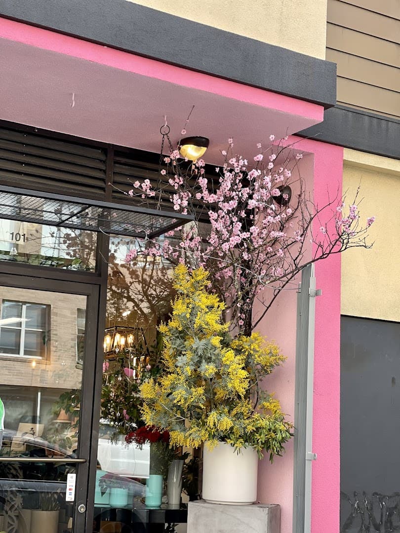 FIKA FLOWERS - Image 1