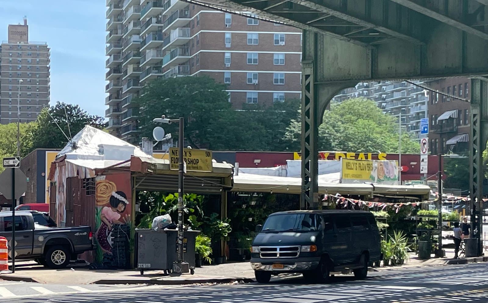 Nelly's Flowers And Plants - Image 1