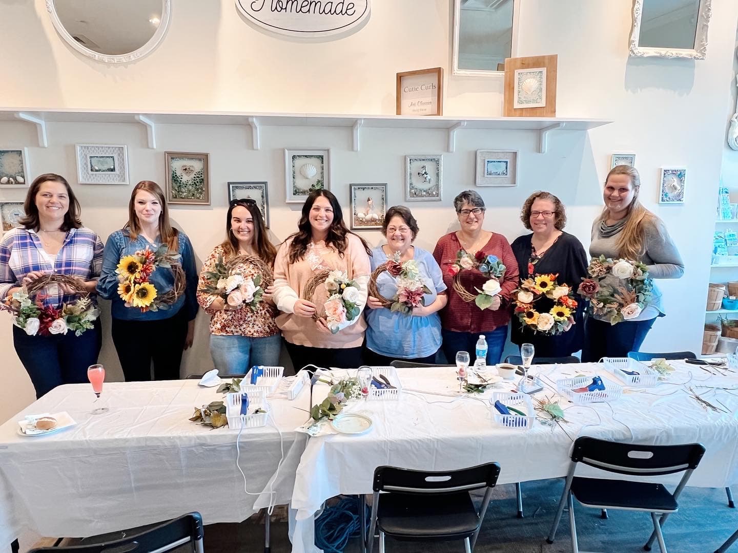 WR Designs and Decor - Image 1